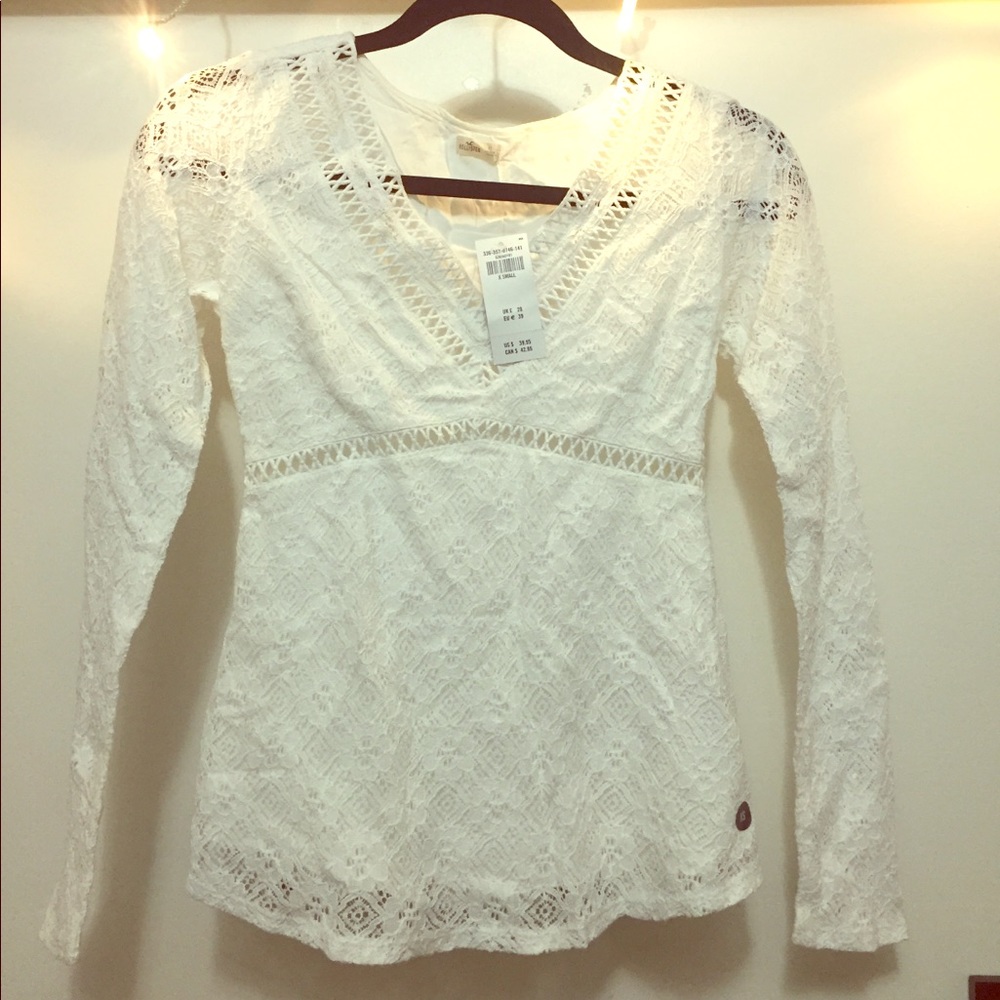 White V neck Boho top with waist detail